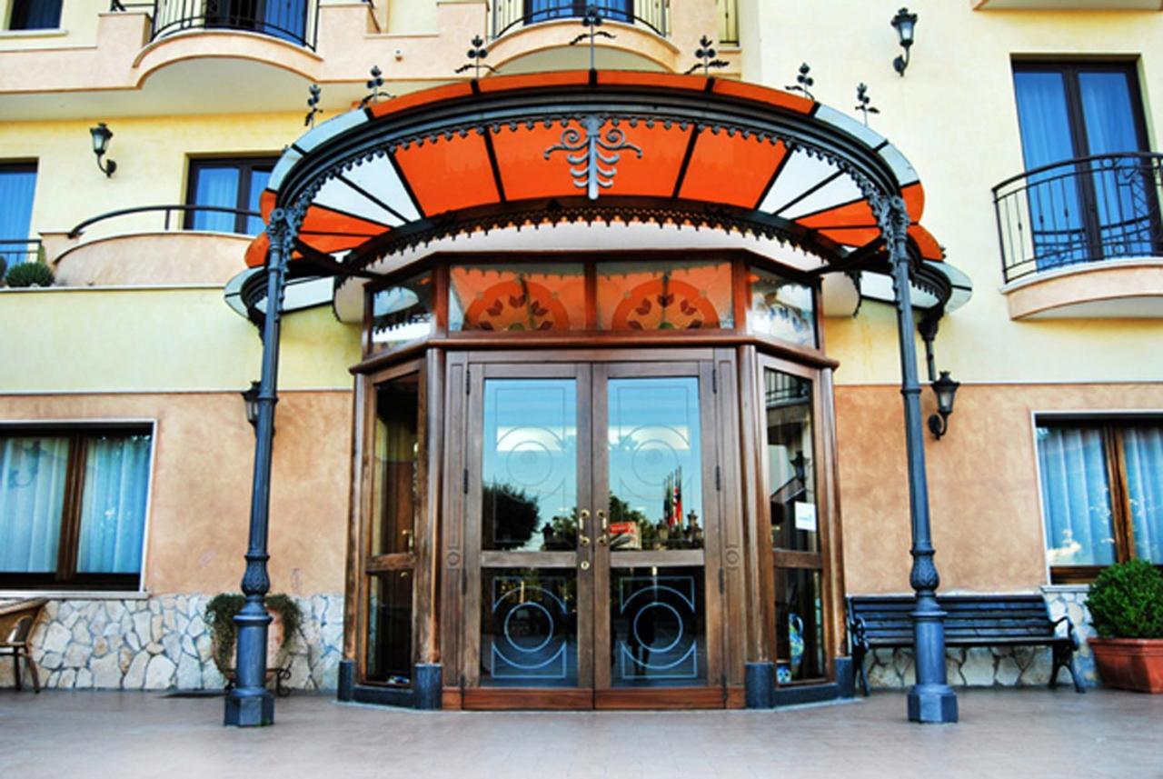 فندق ليكولافي  فندق لا فاييت المظهر الخارجي الصورة